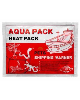 Une chaufferette Heat Pack prête à être glissée dans un colis d'expédition de crevettes.